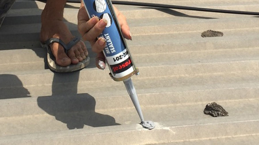 Keo chống thấm mái tôn